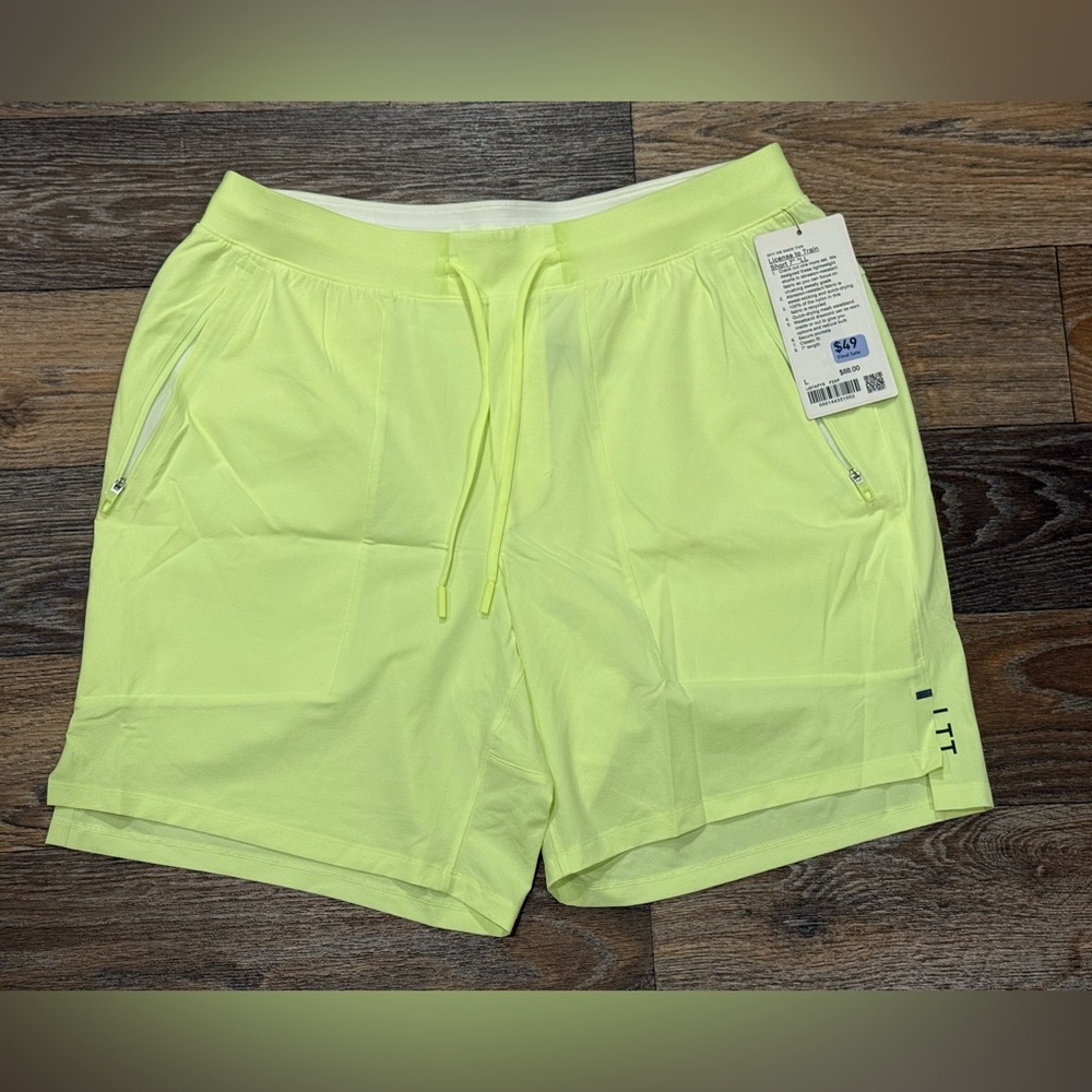 Lululemon License to Train Linerless Short 7”